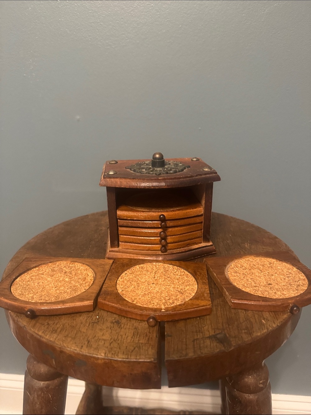 Source Unknown Brown Wooden Coaster Set with Decorative Box